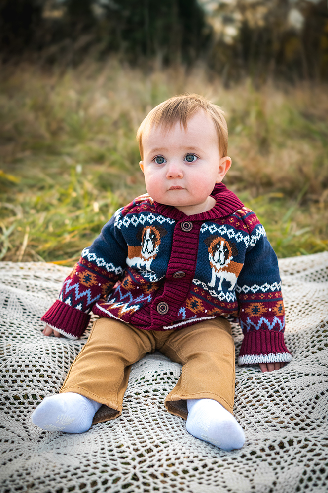 Outdoor milestone photography session in Cleveland, Ohio